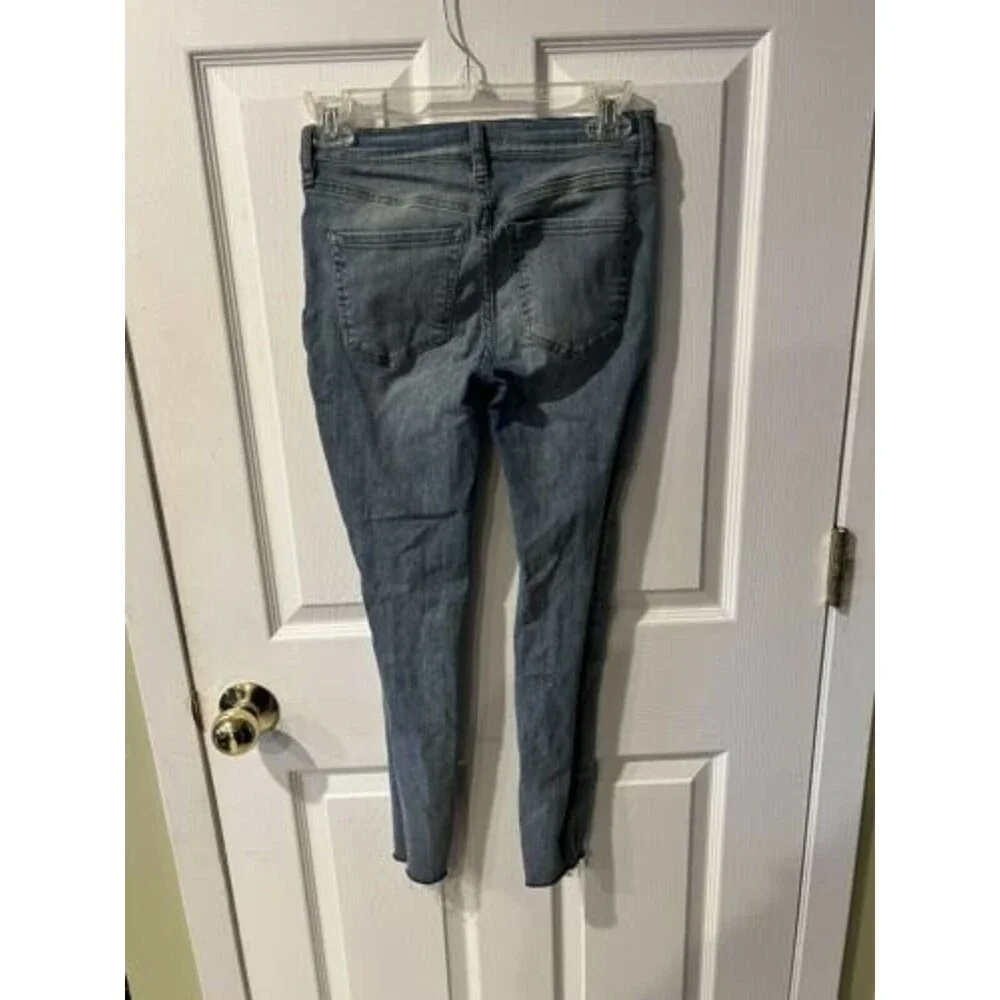 Free People Reagan Button Fly Womens Size 27 Skinny Ankle Jeans Raw hem